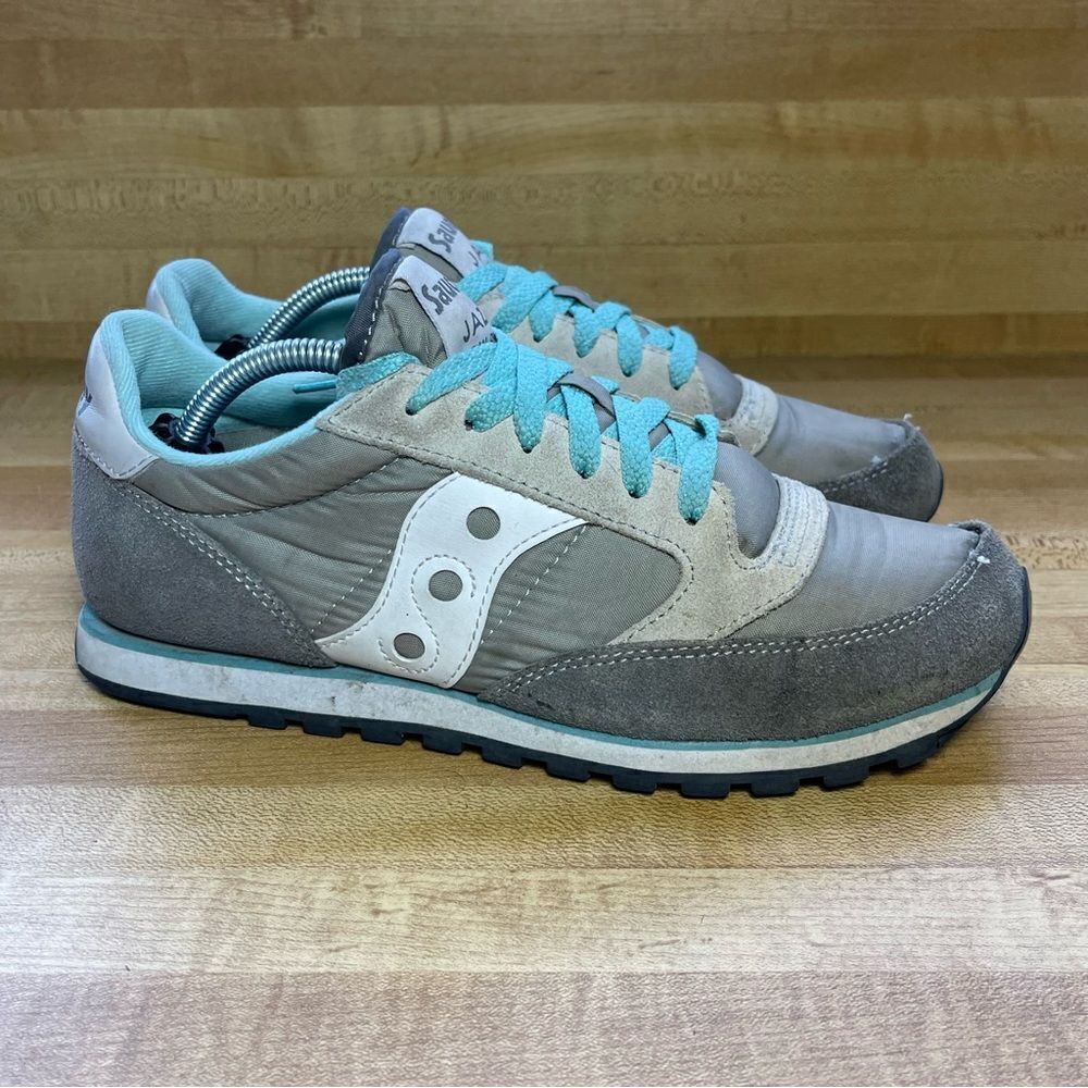 Saucony Womens Jazz Low Pro Size 8 Gray Casual Shoes Sneakers 1866-103